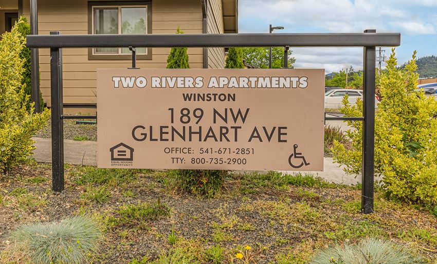 Two Rivers Apartments Winston, 189 NW Glenhart Avenue, Winston, OR